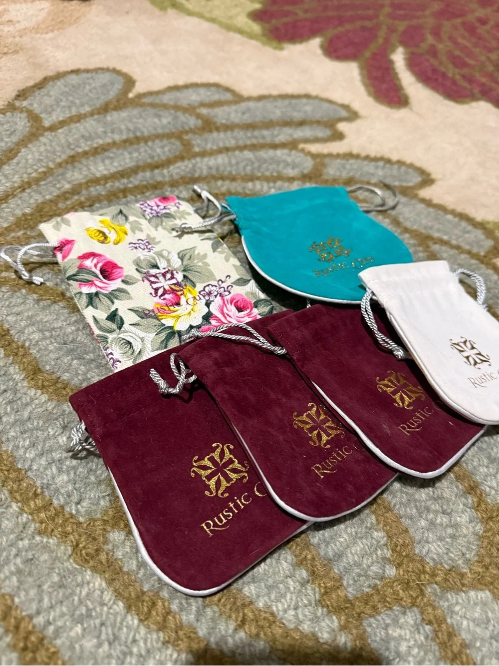 Rustic Cuff Velvet Drawstring Jewelry Pouches - Burgundy, Teal, Floral, white